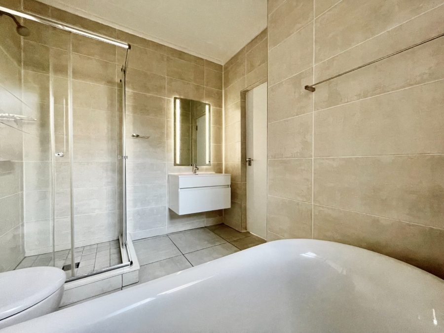 To Let 3 Bedroom Property for Rent in The Polofields Gauteng