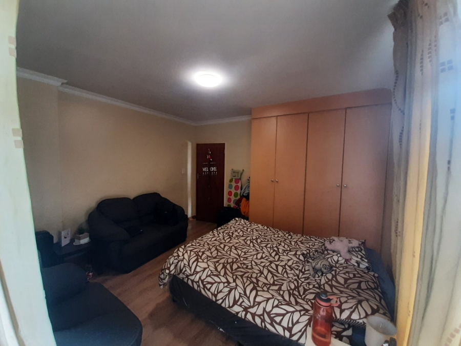 2 Bedroom Property for Sale in Hillcrest Gauteng