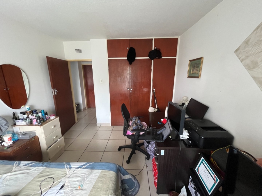 To Let 2 Bedroom Property for Rent in Ferndale Gauteng