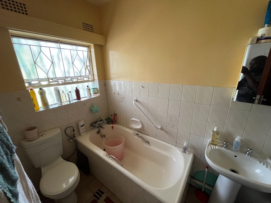 To Let 2 Bedroom Property for Rent in Ferndale Gauteng