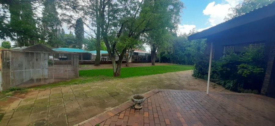 10 Bedroom Property for Sale in Bredell Gauteng