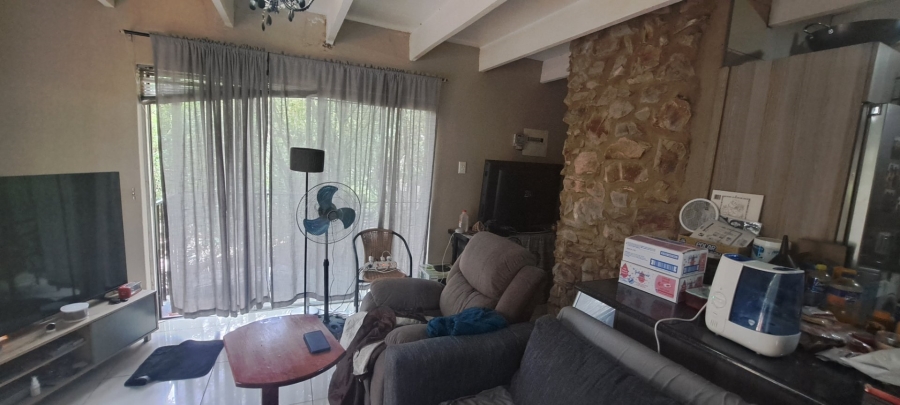 To Let 2 Bedroom Property for Rent in Solheim Gauteng