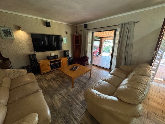 4 Bedroom Property for Sale in Esther Park Gauteng