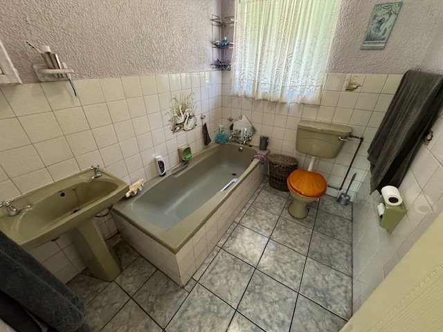 4 Bedroom Property for Sale in Esther Park Gauteng