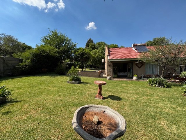 4 Bedroom Property for Sale in Esther Park Gauteng