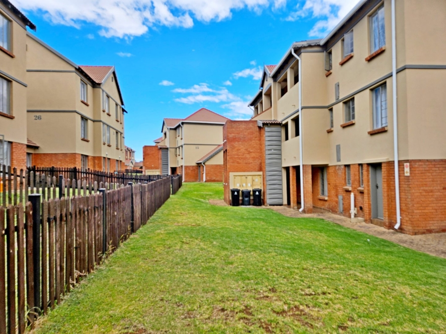 2 Bedroom Property for Sale in Terenure Gauteng