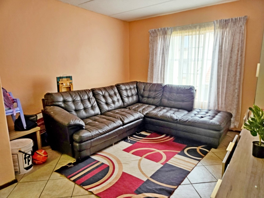 2 Bedroom Property for Sale in Terenure Gauteng