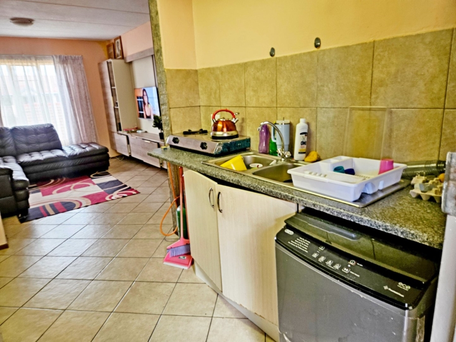 2 Bedroom Property for Sale in Terenure Gauteng