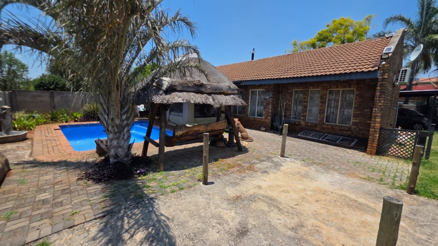 3 Bedroom Property for Sale in Doornpoort Gauteng