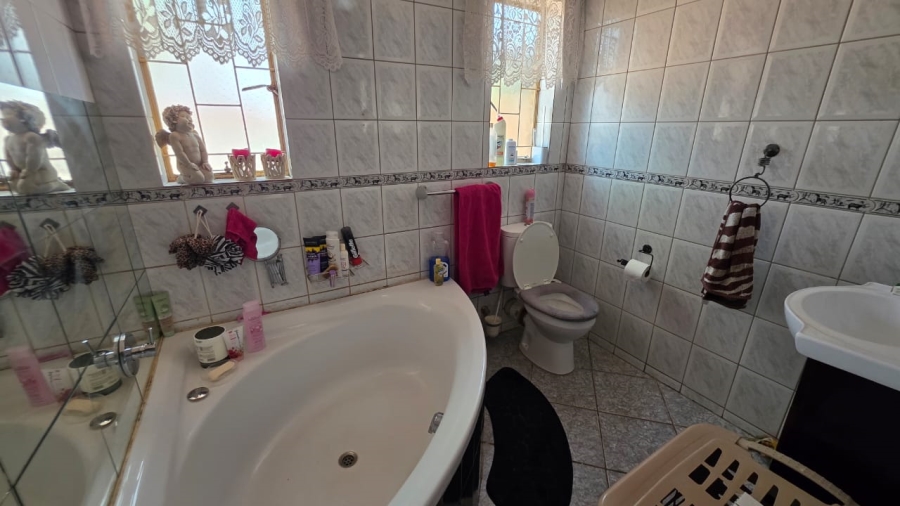 3 Bedroom Property for Sale in Doornpoort Gauteng