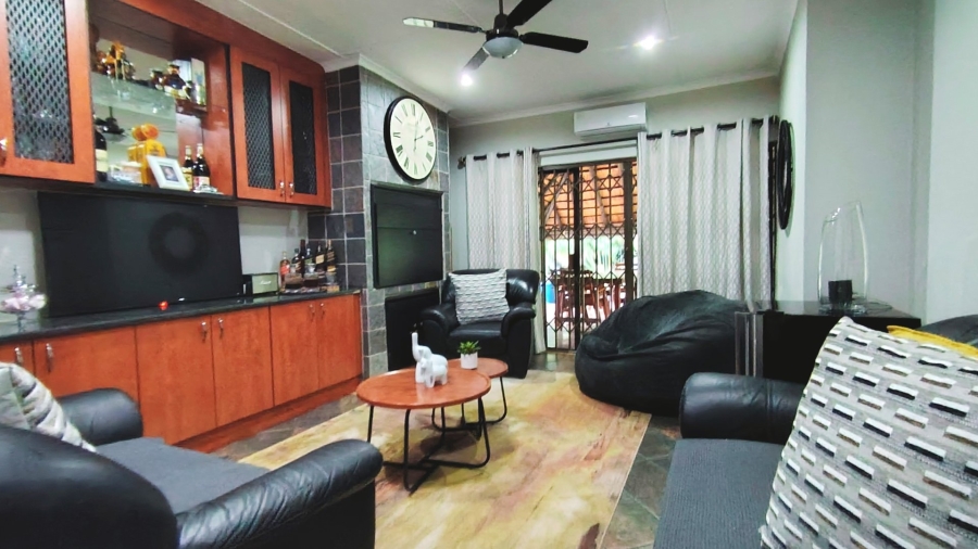 3 Bedroom Property for Sale in Vanderbijlpark SW 5 Gauteng