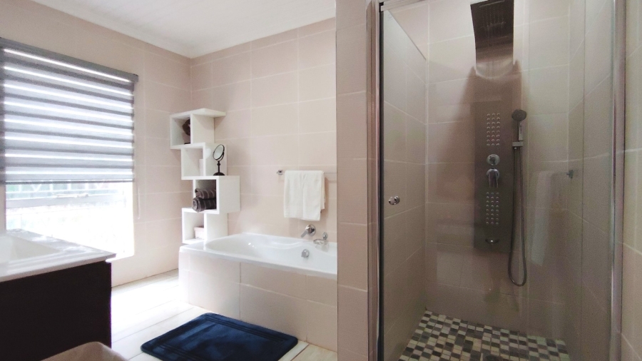 3 Bedroom Property for Sale in Vanderbijlpark SW 5 Gauteng