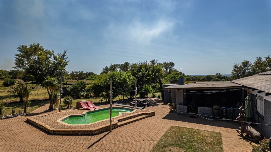 Commercial Property for Sale in Kloppersbos Gauteng