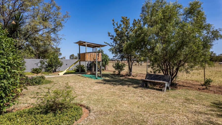 Commercial Property for Sale in Kloppersbos Gauteng