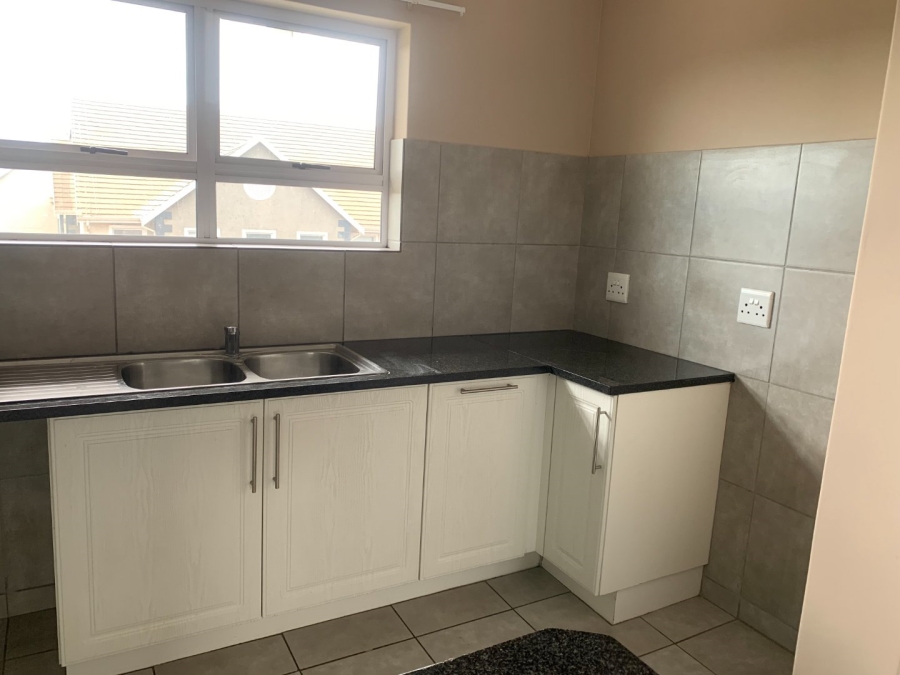 To Let 2 Bedroom Property for Rent in Doringkloof Gauteng
