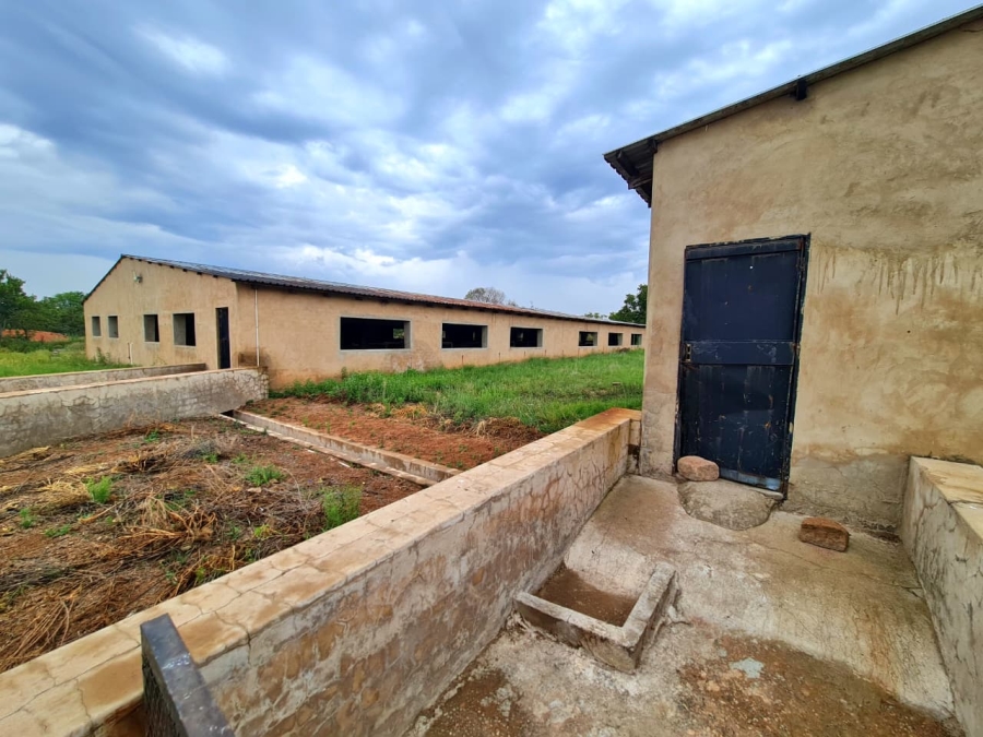 Commercial Property for Sale in Lusthof Gauteng