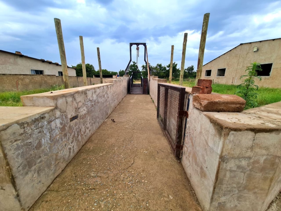 Commercial Property for Sale in Lusthof Gauteng