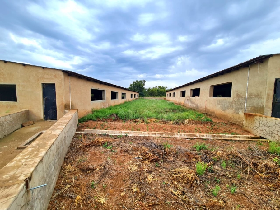 Commercial Property for Sale in Lusthof Gauteng