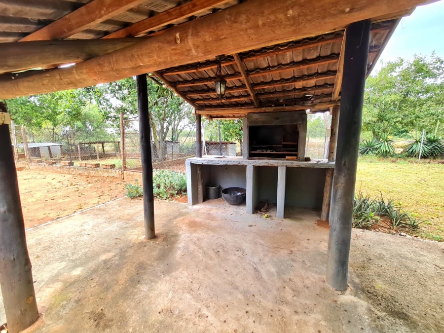 Commercial Property for Sale in Lusthof Gauteng