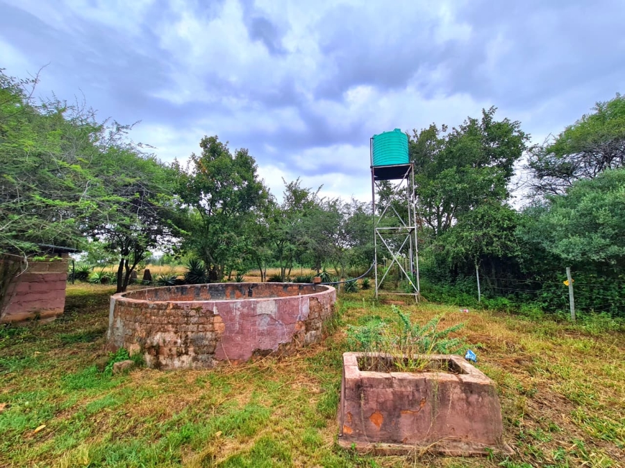 Commercial Property for Sale in Lusthof Gauteng