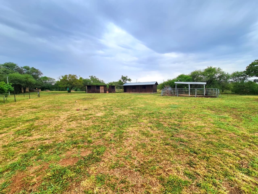 Commercial Property for Sale in Lusthof Gauteng