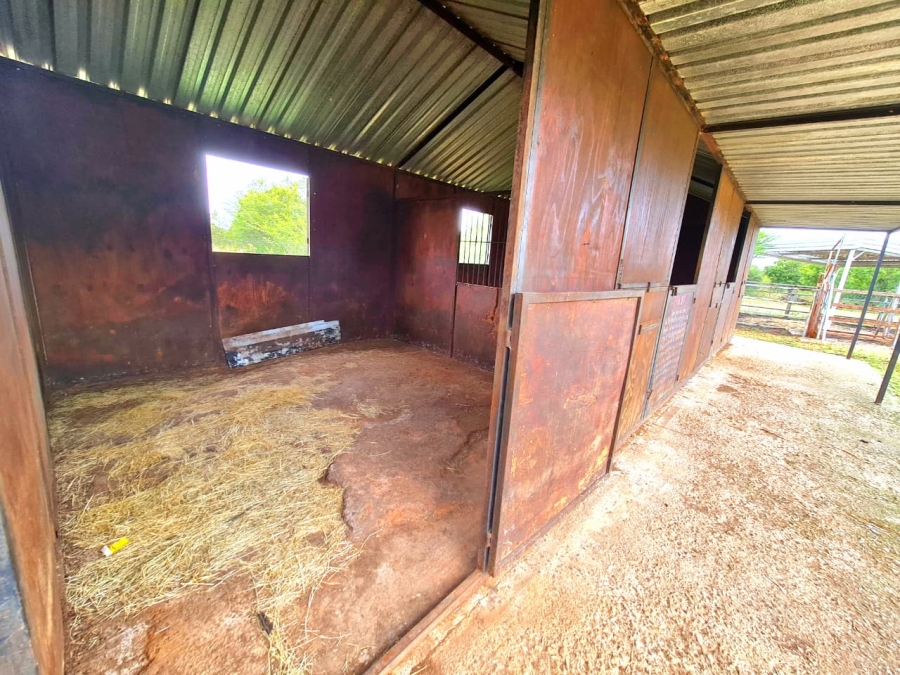 Commercial Property for Sale in Lusthof Gauteng