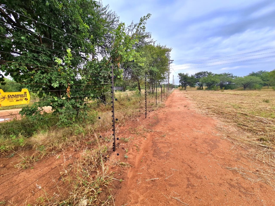 Commercial Property for Sale in Lusthof Gauteng