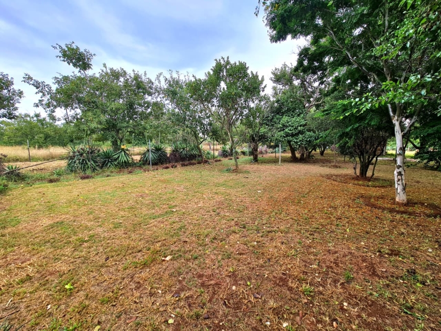 Commercial Property for Sale in Lusthof Gauteng