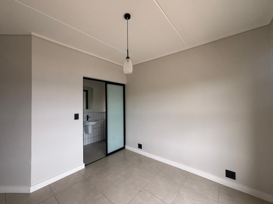 To Let 2 Bedroom Property for Rent in Mooikloof Gauteng