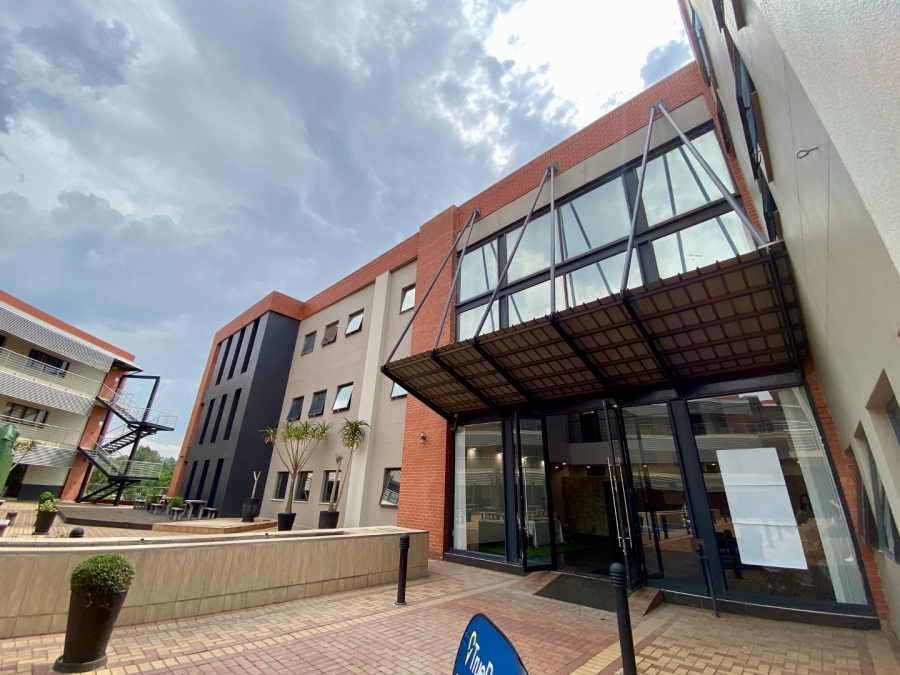 To Let commercial Property for Rent in Woodmead Gauteng
