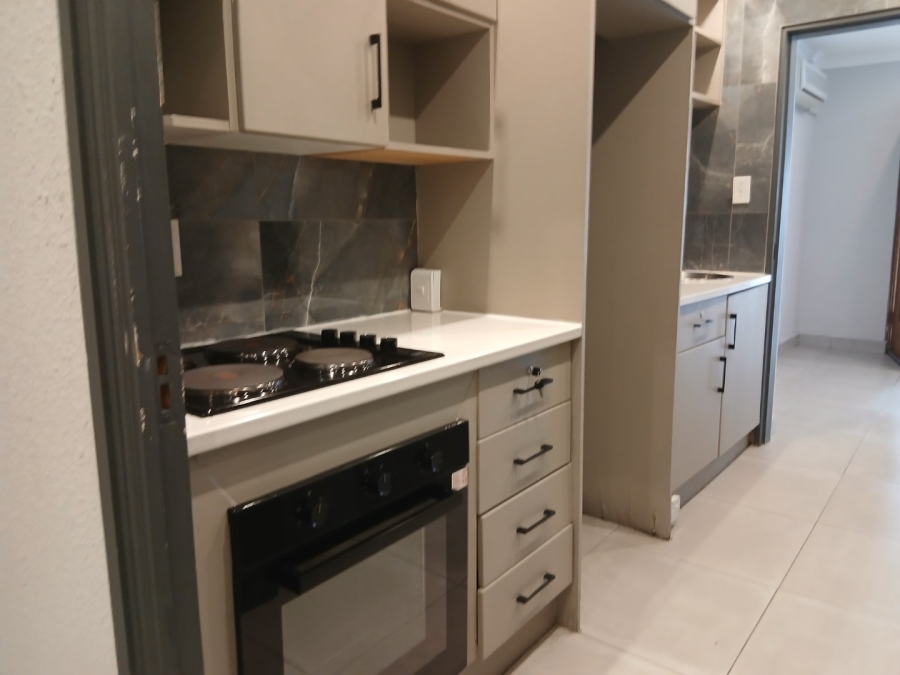 To Let 1 Bedroom Property for Rent in Houghton Estate Gauteng