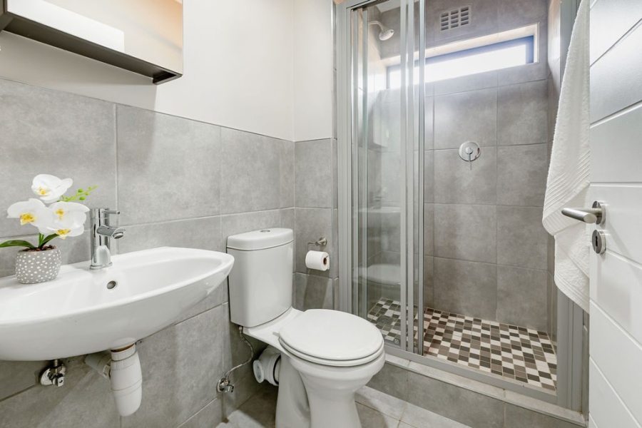 2 Bedroom Property for Sale in Sinoville Gauteng