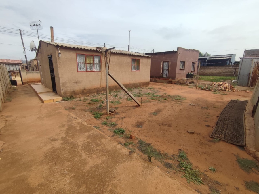 2 Bedroom Property for Sale in Ratanda Gauteng