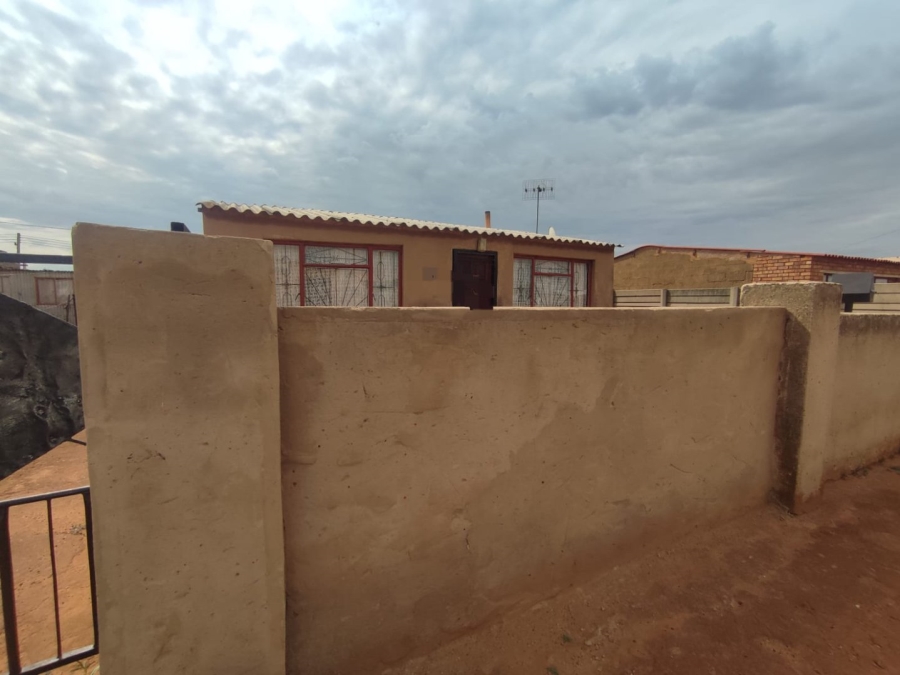 2 Bedroom Property for Sale in Ratanda Gauteng