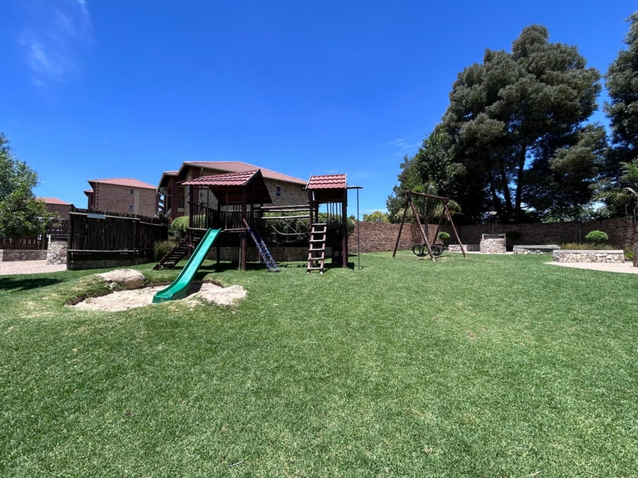 2 Bedroom Property for Sale in Noordwyk Gauteng