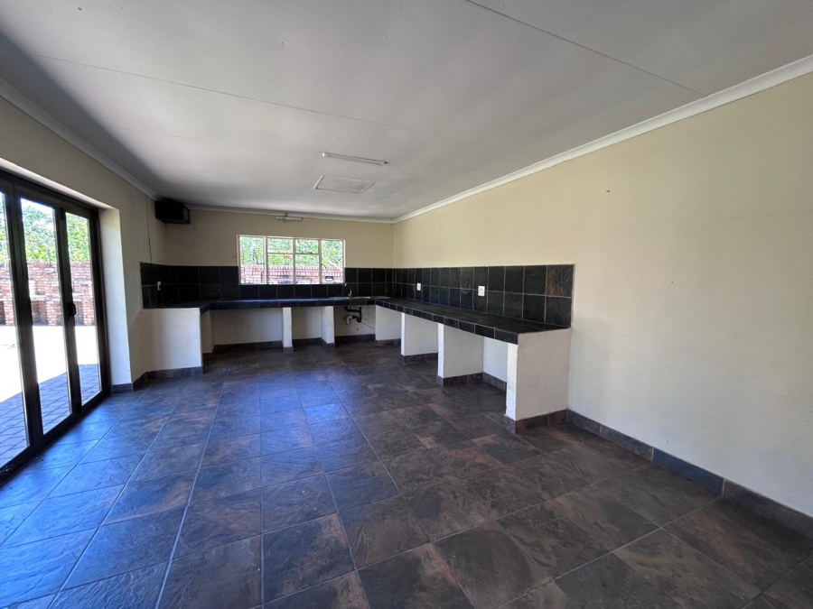 2 Bedroom Property for Sale in Noordwyk Gauteng