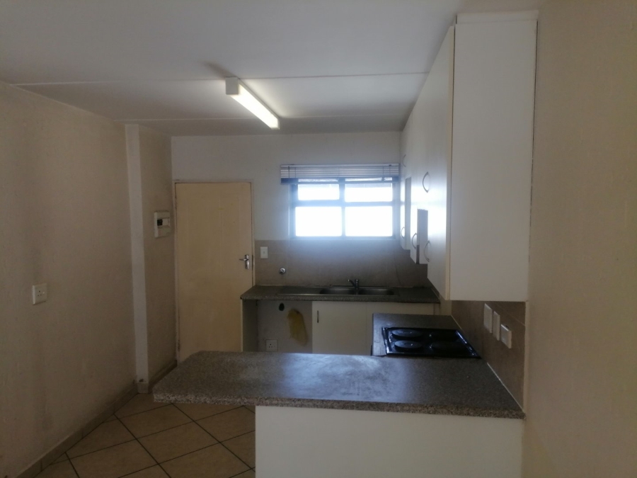 2 Bedroom Property for Sale in Beyers Park Gauteng
