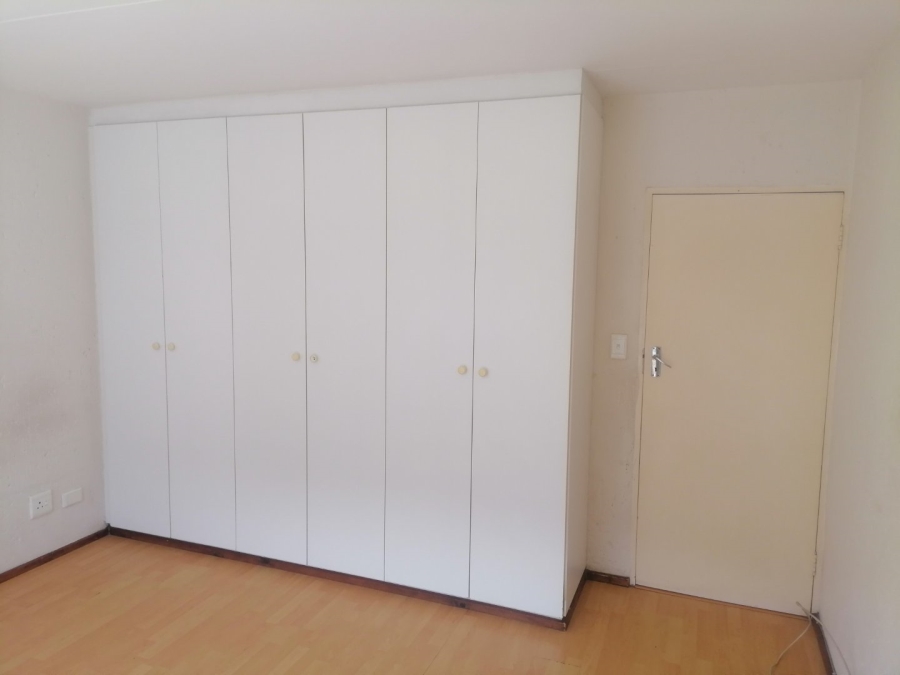 2 Bedroom Property for Sale in Beyers Park Gauteng