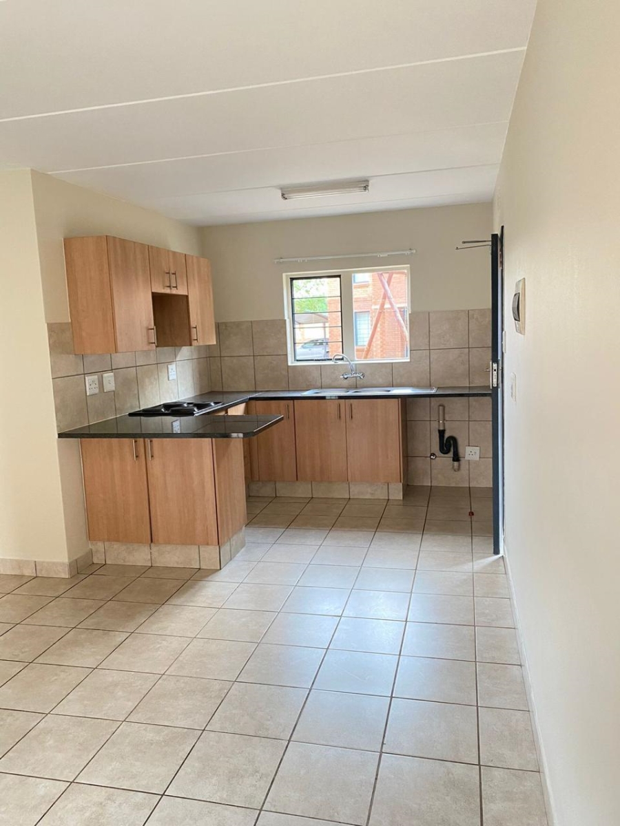 2 Bedroom Property for Sale in Olympus AH Gauteng