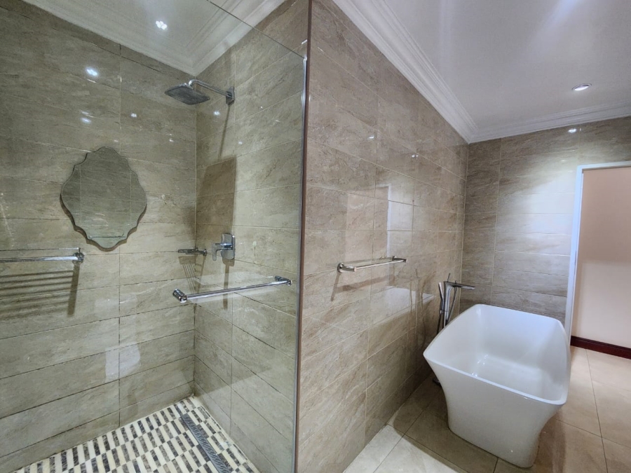 To Let 3 Bedroom Property for Rent in Glenanda Gauteng