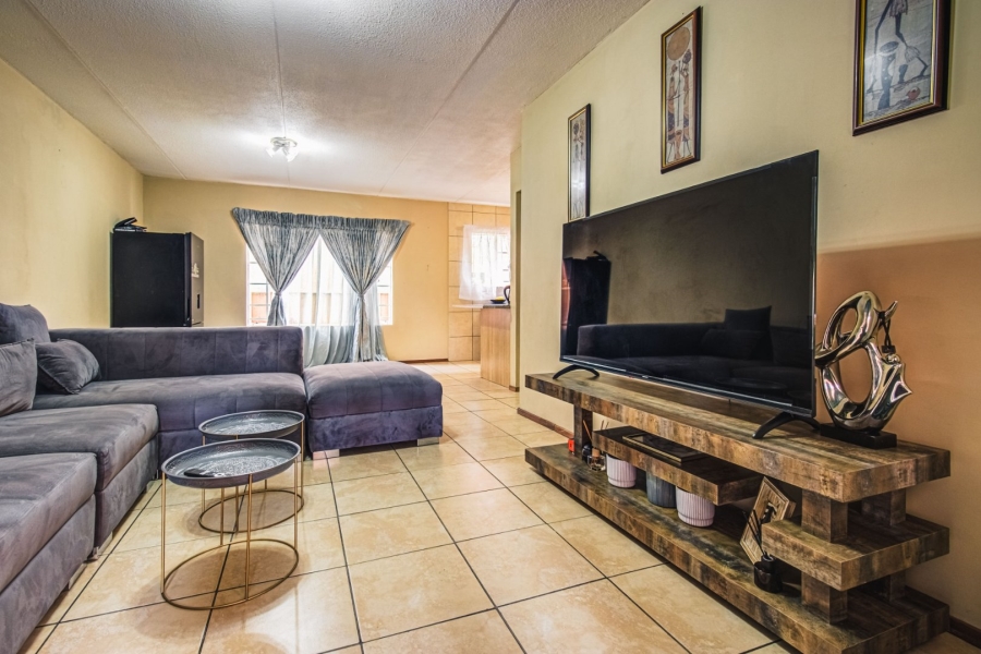 3 Bedroom Property for Sale in Glen Marais Gauteng