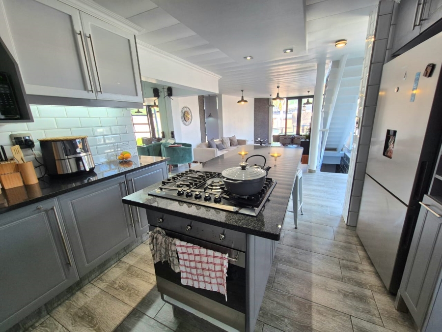 2 Bedroom Property for Sale in Bassonia Gauteng