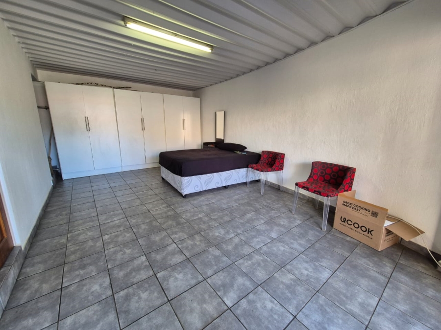 2 Bedroom Property for Sale in Bassonia Gauteng