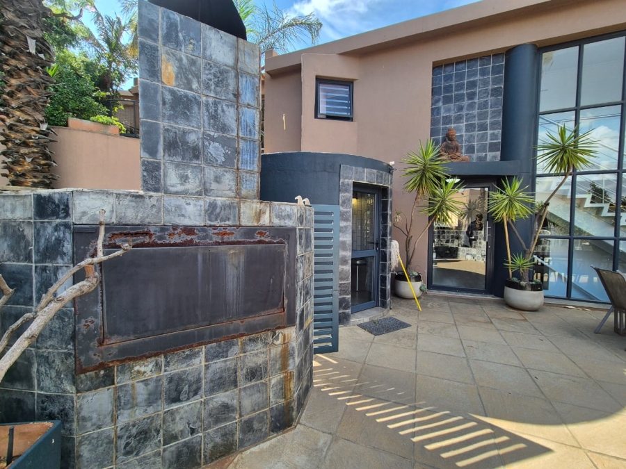 2 Bedroom Property for Sale in Bassonia Gauteng