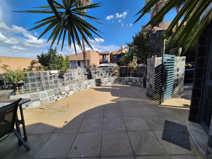 2 Bedroom Property for Sale in Bassonia Gauteng