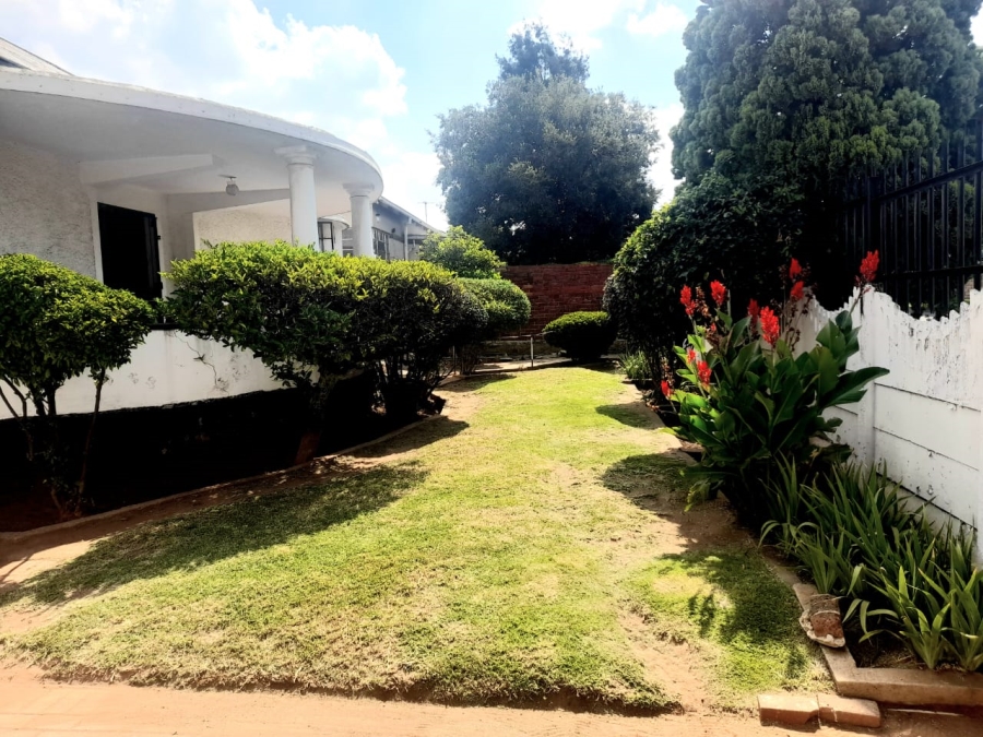 3 Bedroom Property for Sale in Rosettenville Gauteng