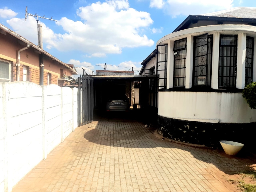3 Bedroom Property for Sale in Rosettenville Gauteng