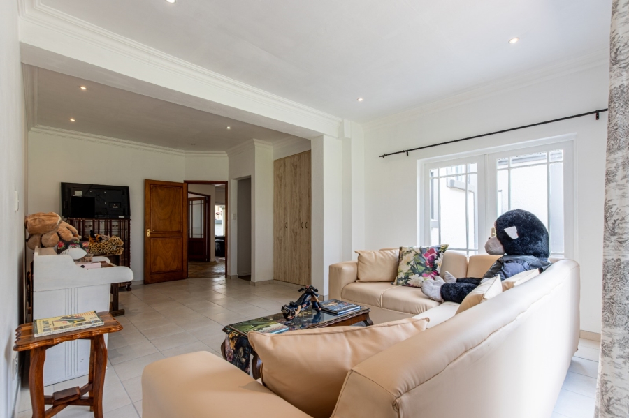  Bedroom Property for Sale in Ruimsig Gauteng