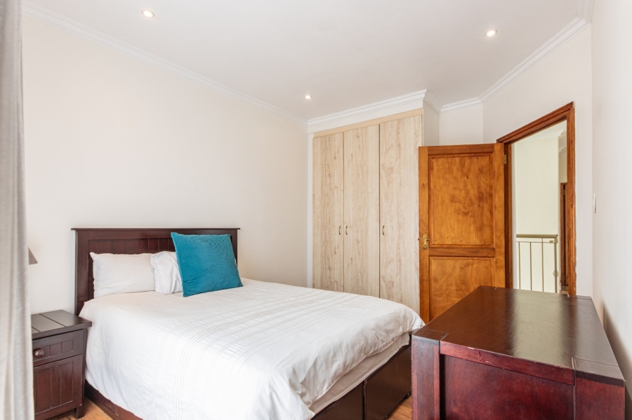  Bedroom Property for Sale in Ruimsig Gauteng