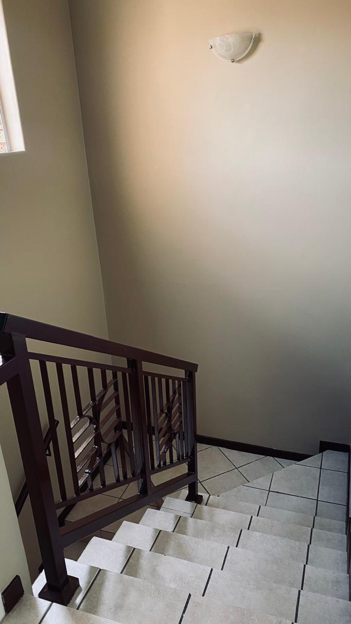 2 Bedroom Property for Sale in Monavoni Gauteng